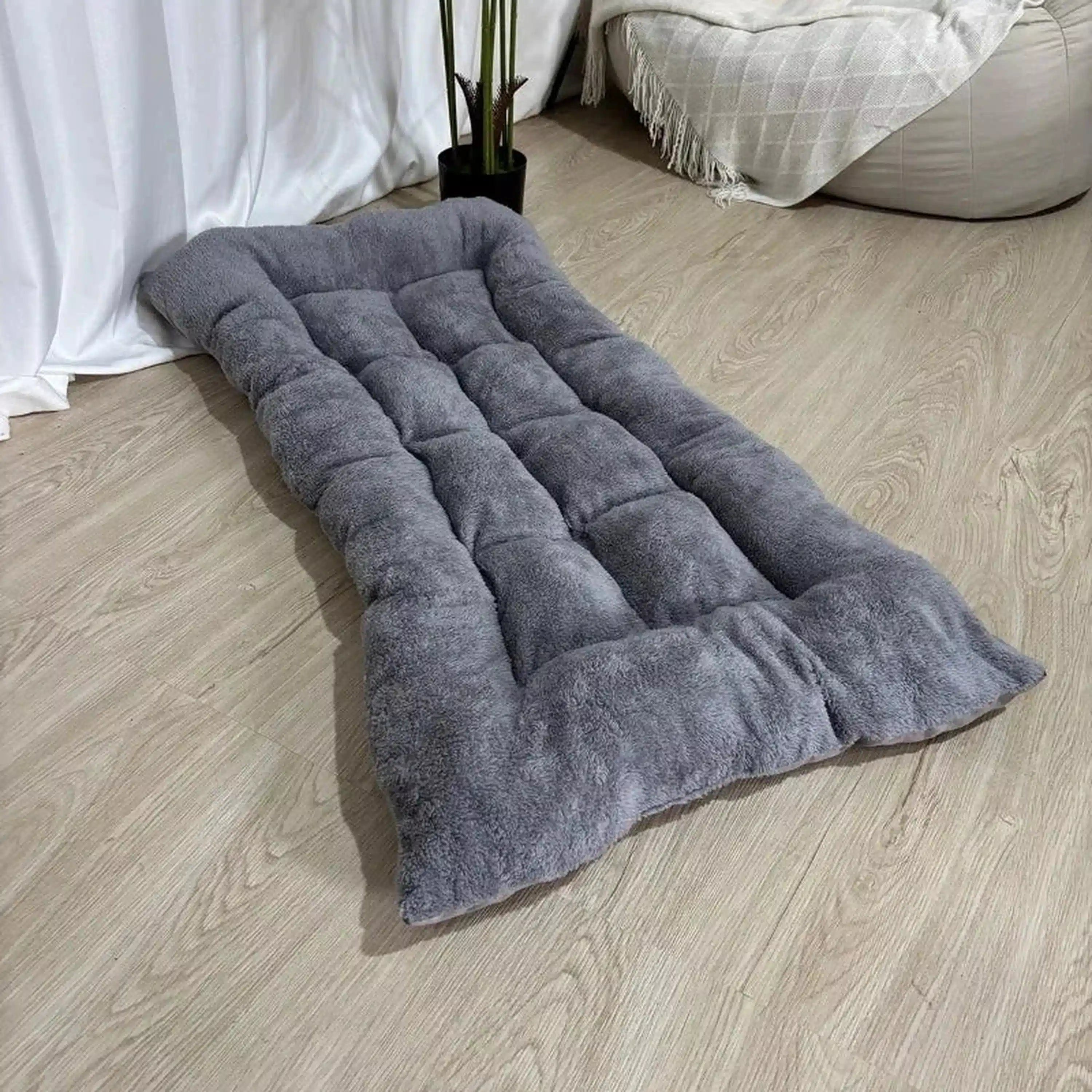Gray Plush-Style Dog Bed Mat